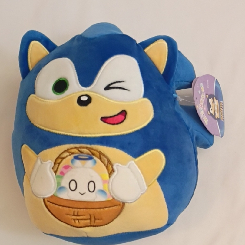 NWT Sonic The Hedgehog Squishmallow Plush
